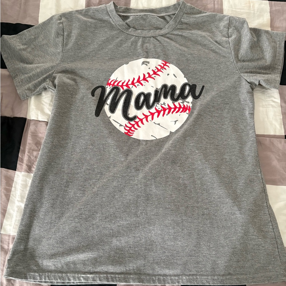 Baseball ‘Mama’ graphic SS Tshirt